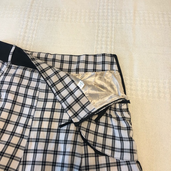 Beautiful women’s skirt! - Picture 6 of 11